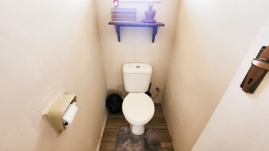 2 Bedroom Property for Sale in Meiringspark North West